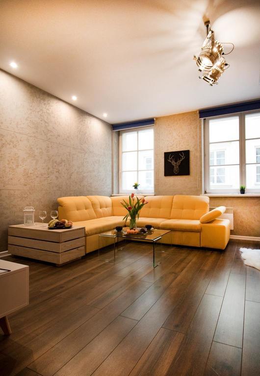 Prestigious Main Square Apartment Krakau